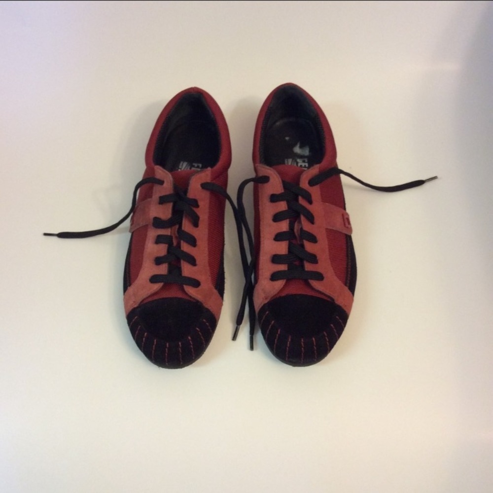Salvatore Ferragamo Women’s Red/Black Sneaker